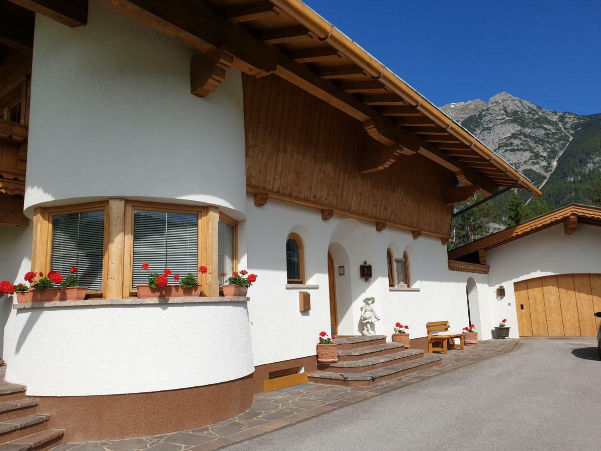 Haus Schiefer Apartamento Leutasch Exterior foto